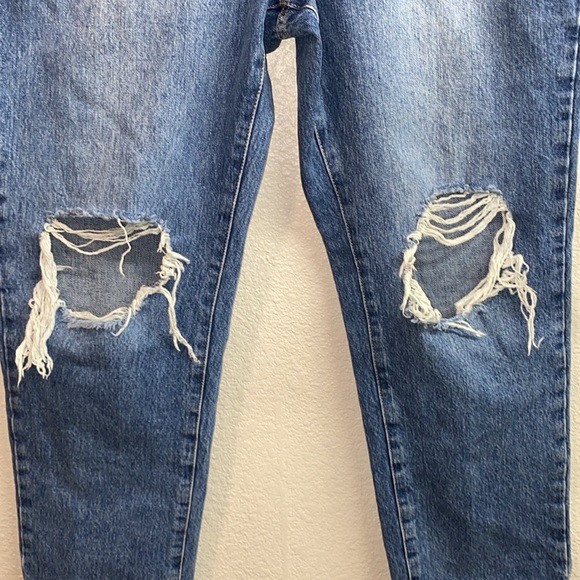 GOOD AMERICAN Good Vintage High Rise Straight Leg Jeans Indigo043 Distressed 15 - Picture 3 of 13